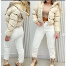 Jaqueta Puffer Feminina de Couro Forrada com Capuz